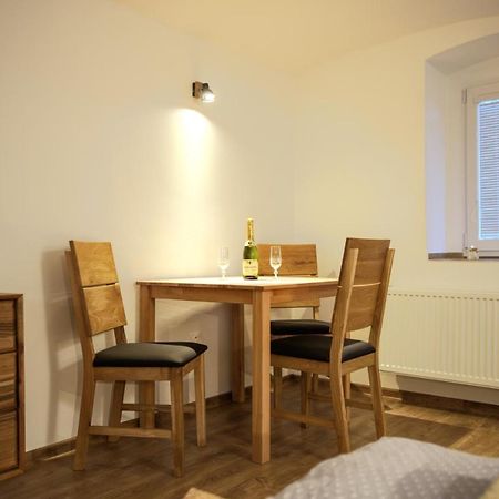Apartmanek Mezi Kopci Leilighet Jáchymov Eksteriør bilde